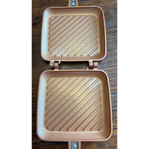 Flipwich Panini Maker Red Copper Non-Stick Stovetop Campfire Grill Sandwich - Picture 5 of 5